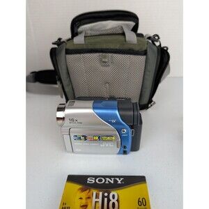 JVC Digital Video Camera GR-D72U 16X Optical Zoom UNTESTED